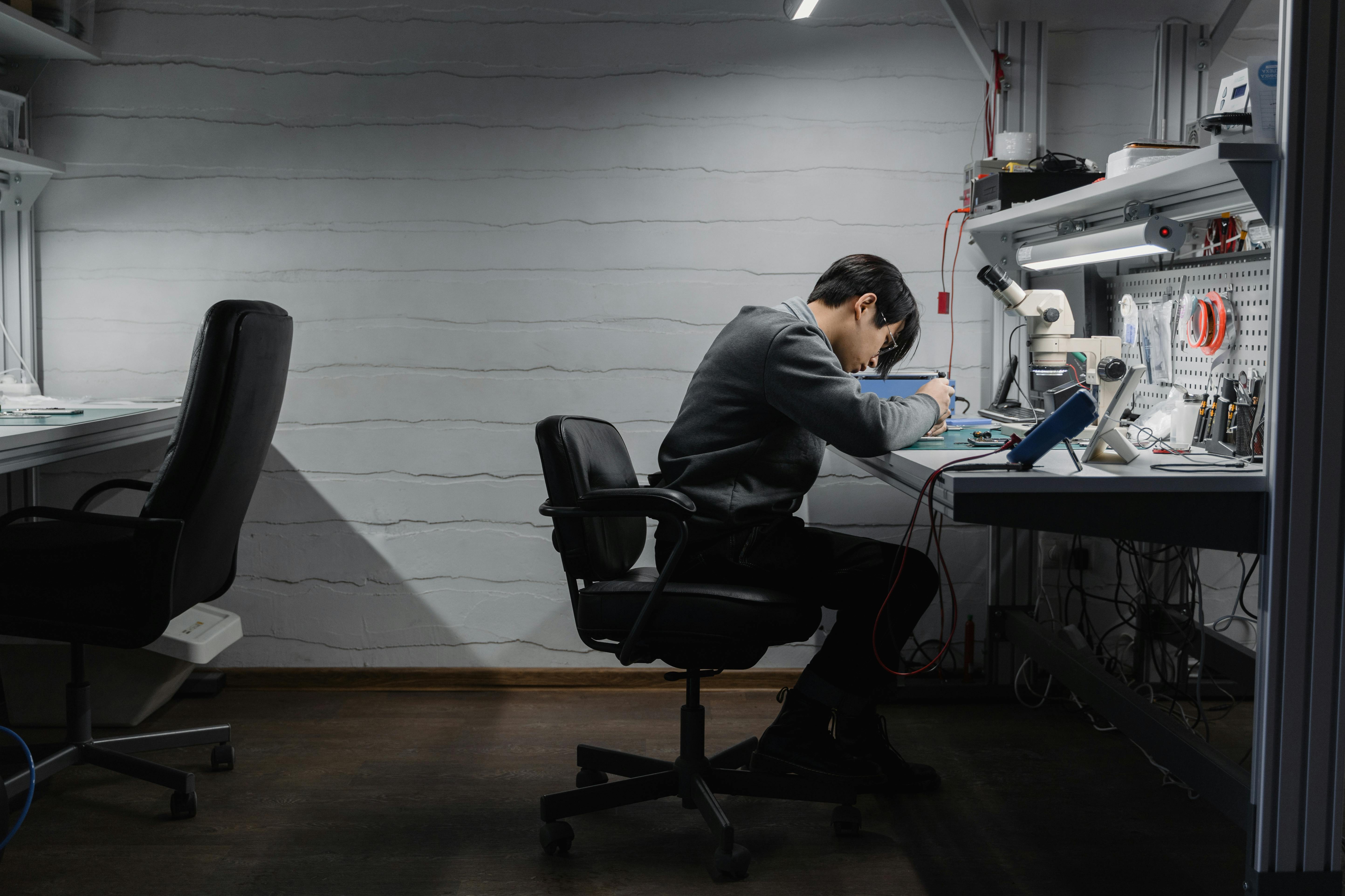 Hardware Repair in LED